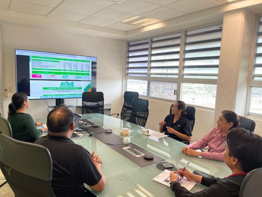 Odoo - Prueba 3 a tres columnas